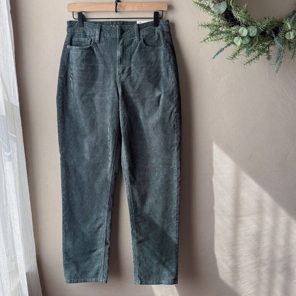 American Eagle Stretch Green Corduroy Mom Straight Jean Pants